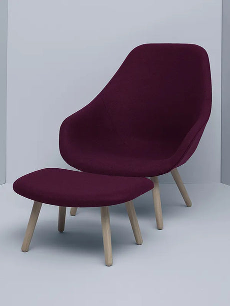 About a Lounge Chair high AAL92 från Hay - Steelcut / Lackerad eg - Jacobsen Plus