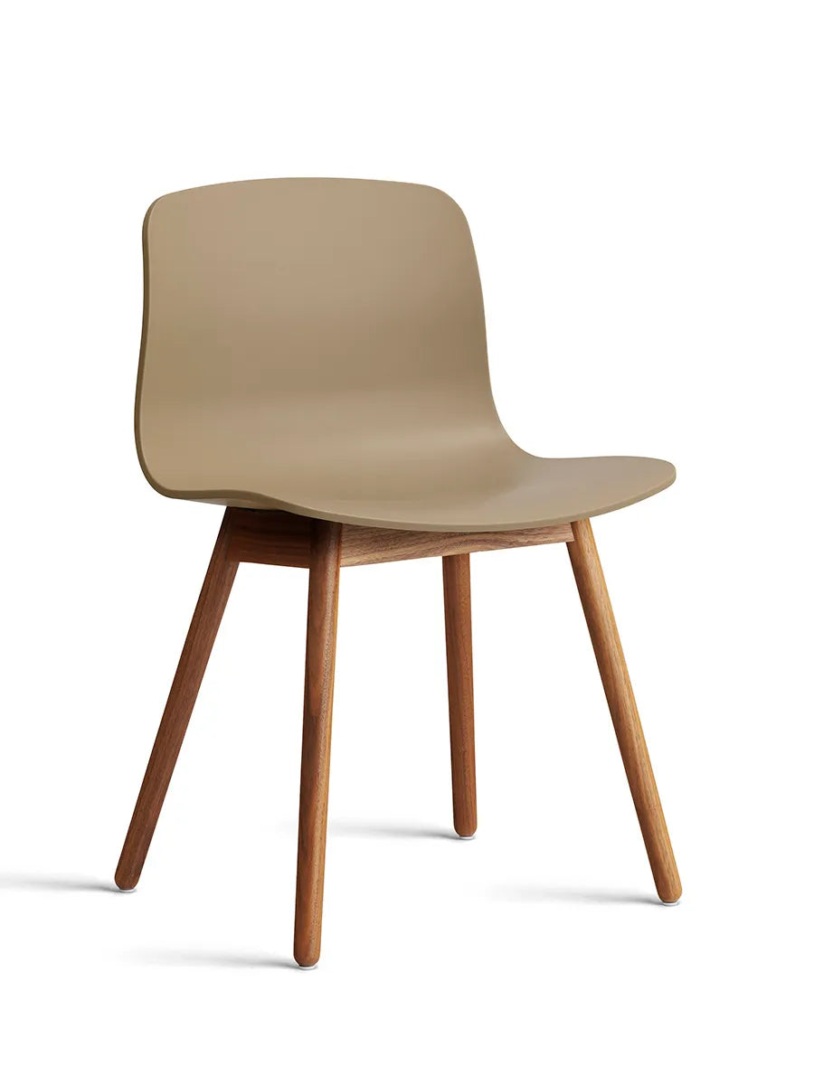  - Clay / Lackerad valnød - Jacobsen Plus