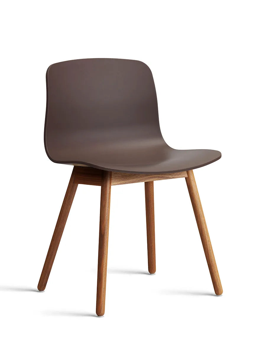 About a Chair AAC12 från Hay