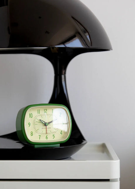 Retro Alarm Clock, grön från Kikkerland - 2 - Jacobsen Plus