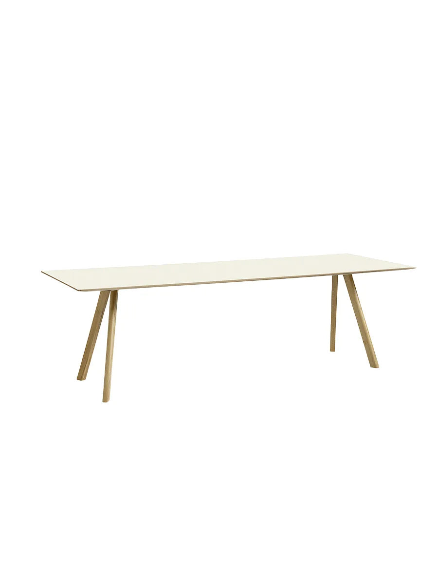 CPH30 bord, 250 cm från Hay - Off white linoleum / Lackerad eg / L: 250 x B: 90 x H: 74 cm - Jacobsen Plus