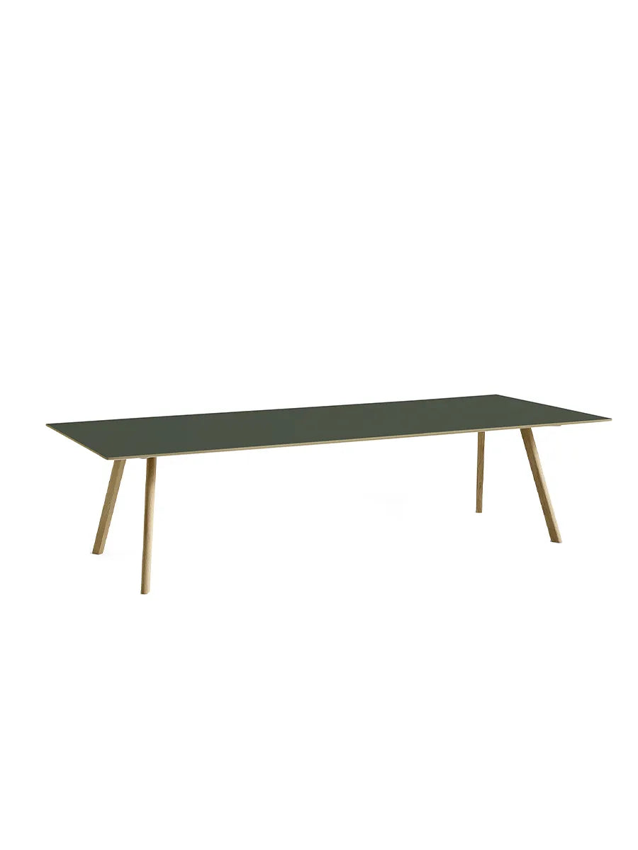 CPH30 bord, 300 cm från HAY - Grön linoleum / Lackerad eg / L: 300 x B: 120 x H: 74 cm - Jacobsen Plus