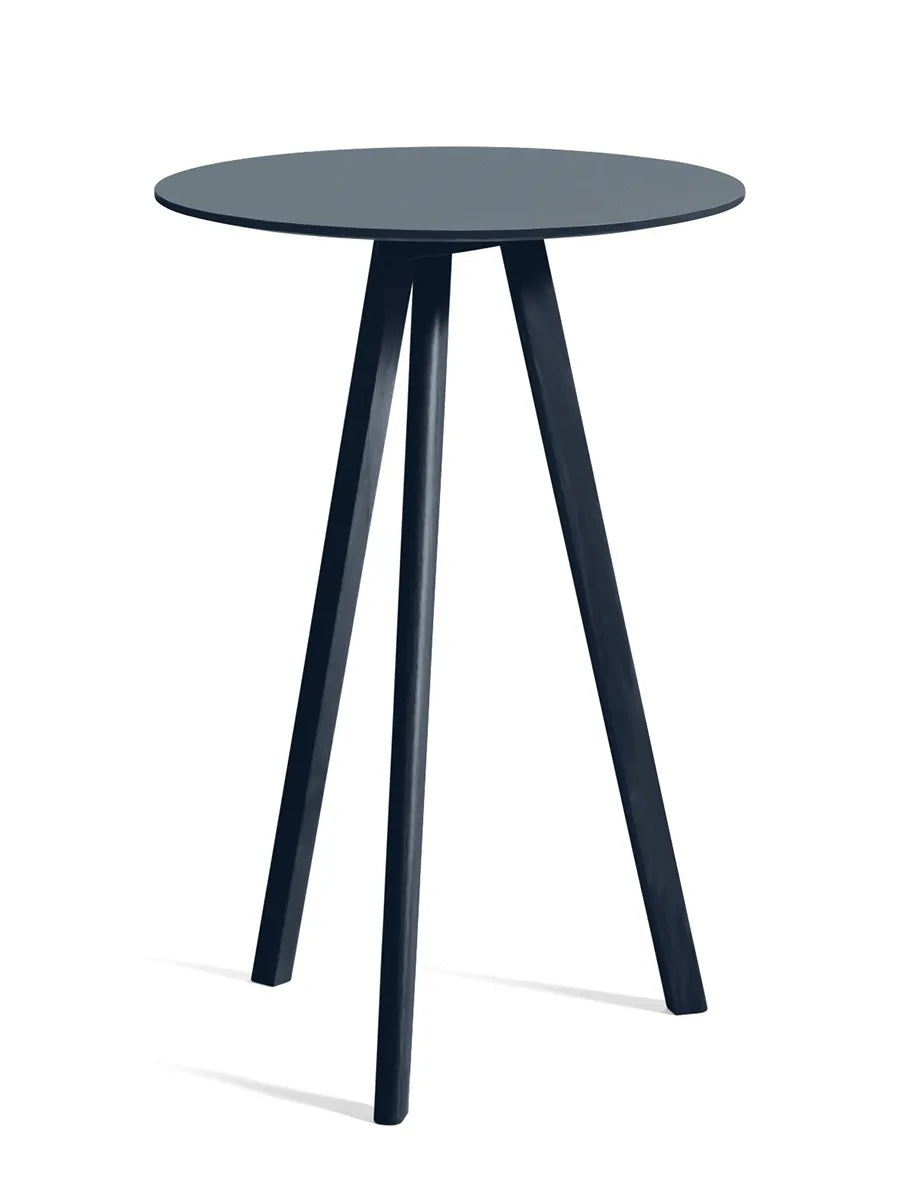 Copenhague CPH20 Bord, Ø70 cm från Hay - Deep Blue lakeret eg / Smokey Blue linoleum - Jacobsen Plus