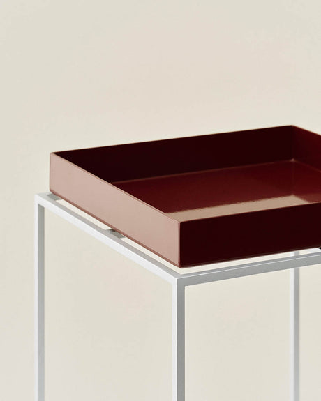 Tray Table, liten och hög, 30x30, silikonbelagt stålunderrede från HAY - Black - Jacobsen Plus