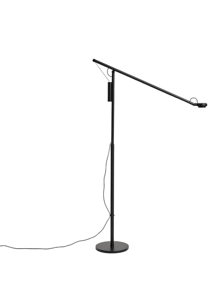 Fifty-Fifty Golvlampa, soft svart från Hay - Jacobsen Plus