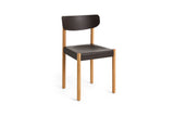 Pack Chair 10 från HAY - Graphite brown - olieret eg - Jacobsen Plus