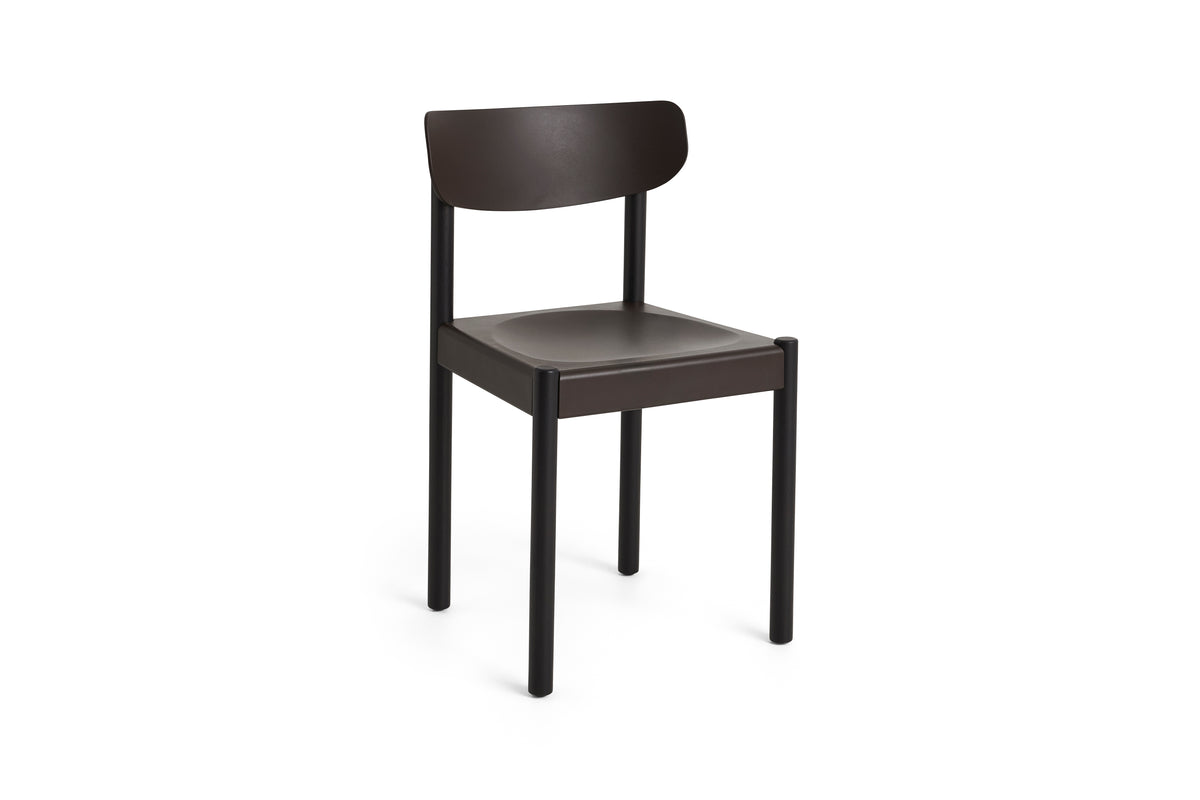 Pack Chair 10 från HAY - Graphite brown - sortlakeret eg - Jacobsen Plus