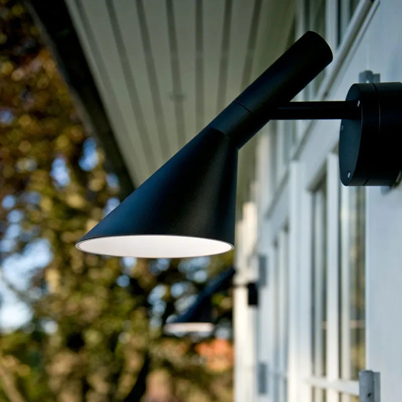 AJ 50 LED-utomhusvägglampa från Louis Poulsen - 3 - Jacobsen Plus