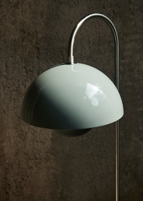Flowerpot VP12 Golvlampa från &Tradition - Steel Blue - Jacobsen Plus