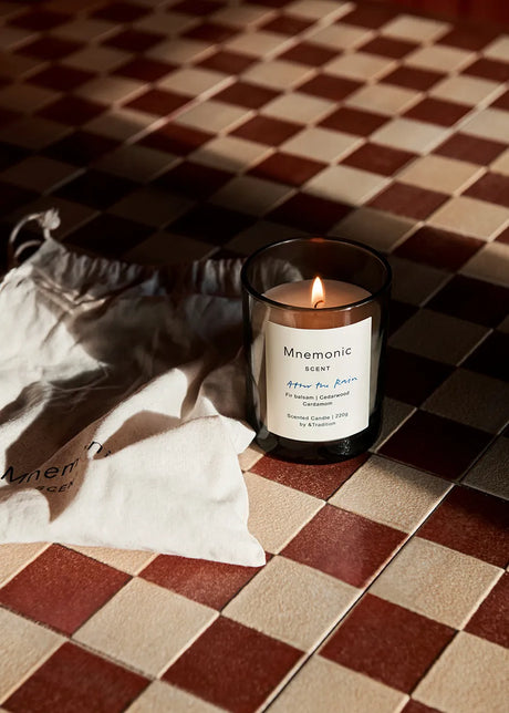 Mnemonic Scented Candle från &Tradition - After the Rain - Jacobsen Plus
