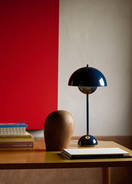 Flowerpot VP3 bordslampa av Verner Panton - Grey beige - Jacobsen Plus