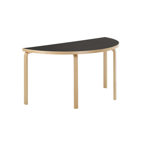 Aalto Bord Half-Round 96, Ø150 cm från Artek - Birk - Jacobsen Plus