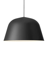 Ambit Pendellampa, Ø 55 cm från Muuto - Black - Jacobsen Plus