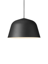 Ambit pendellampa, Ø 40 cm från Muuto - Black - Jacobsen Plus