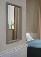 Arced Mirror, 80x55 från Muuto - 2 - Jacobsen Plus