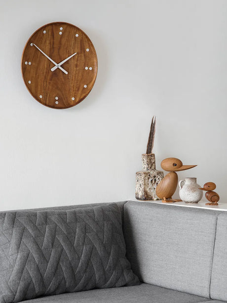 FJ Clock av Finn Juhl - Stor / Teak - Jacobsen Plus
