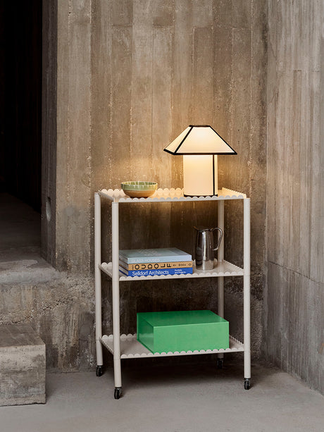 Ava Pyramid bordslampa från HAY - Small (29 cm) - Jacobsen Plus