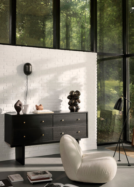 Private skänk från GUBI - Brown-Black Staind Oak - Jacobsen Plus