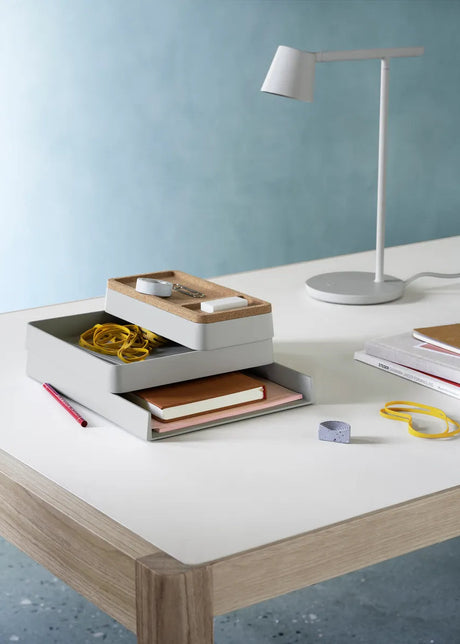 Arrange Skrivbord, grå från Muuto - 2 - Jacobsen Plus
