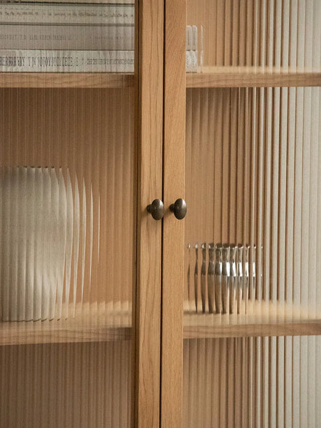Curiosity Cabinet, låg från Audo Copenhagen - 2 - Jacobsen Plus