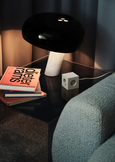 Square 1 Grenuttag med USB-C, beige från Avolt - 2 - Jacobsen Plus