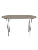 Piet Hein B611 Superellipse Matbord, 135 x 90 cm från Fritz Hansen - Brown Ottawa m. alukant - Krom stel - Jacobsen Plus