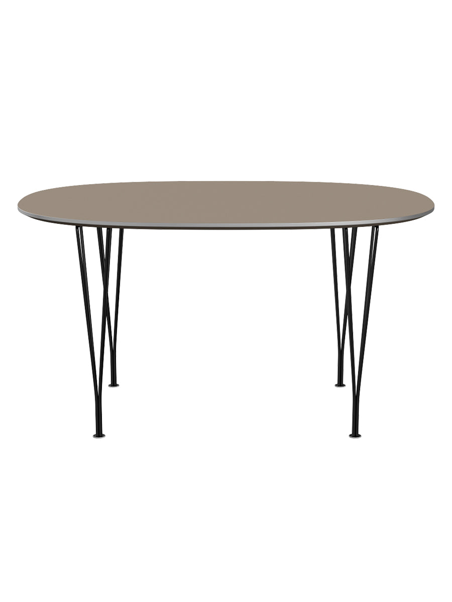 Piet Hein B611 Superellipse Matbord, 135 x 90 cm från Fritz Hansen - Brown Ottawa m. alukant - Svart stel - Jacobsen Plus