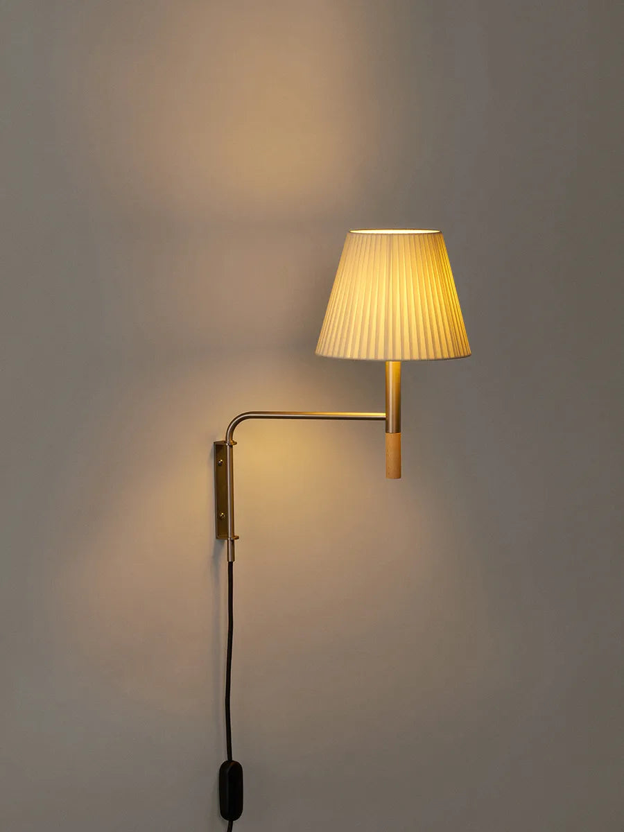 BC1 Vägglampa från Santa and Cole - 14 - Jacobsen Plus