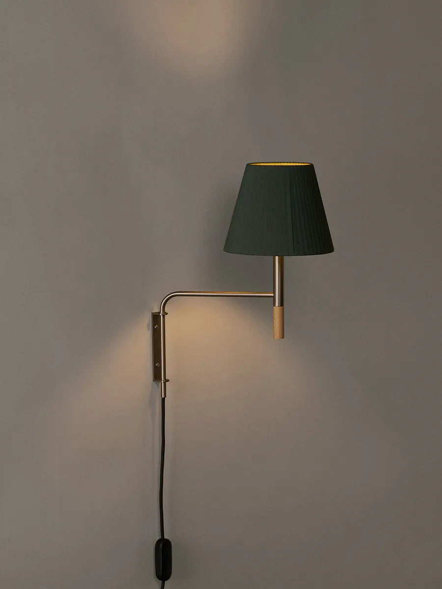 BC1 Vägglampa från Santa and Cole - 32 - Jacobsen Plus