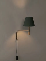 BC1 Vägglampa från Santa and Cole - 32 - Jacobsen Plus