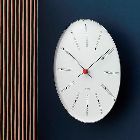 Bankers club Väggklocka av Arne Jacobsen (Ø: 48) - 4 - Jacobsen Plus