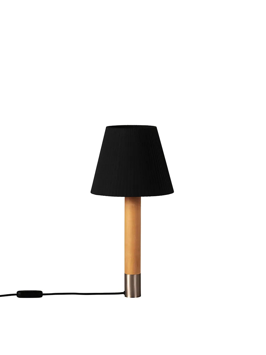 Básica M1 Bordslampa från Santa and Cole - Black ribbon / Nickel - Jacobsen Plus
