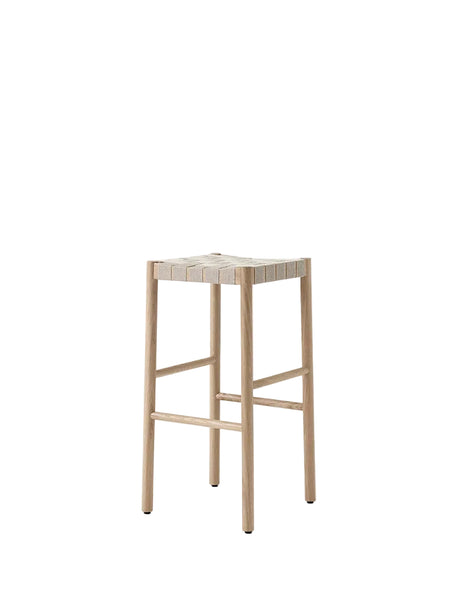 Betty Barstol TK8 från &Tradition - Oak-Natural - Jacobsen Plus