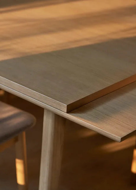 C65 Åstrup matbord med utdragsskiva, lackad ek från FDB Møbler - 90 x 170- 270 cm - Jacobsen Plus