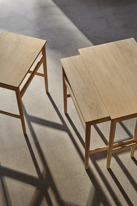 CH004 Nesting Tables från Carl Hansen & Søn - Ek olie - Jacobsen Plus