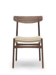 CH23 Matstol, valnötsolja av Hans J. Wegner