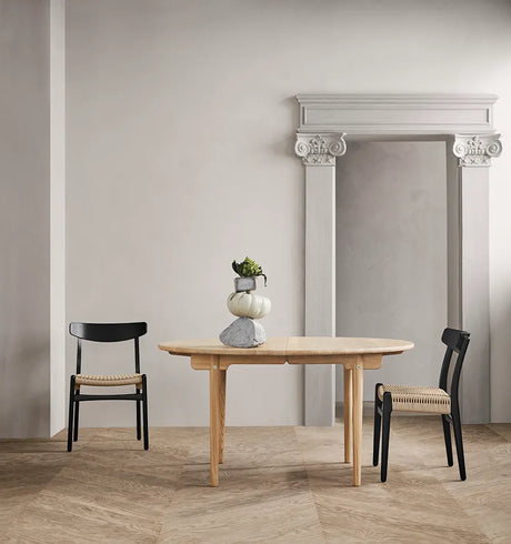 CH23 Matstol, svart ek av Hans J. Wegner - 5 - Jacobsen Plus