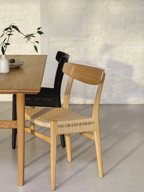 CH327 Matbord, 248 cm från Carl Hansen & Søn - Bok / Såpa - Jacobsen Plus
