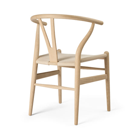 Y-stol CH24P, Ek såpa med Terra 20364 läder av Hans J. Wegner - 2 - Jacobsen Plus