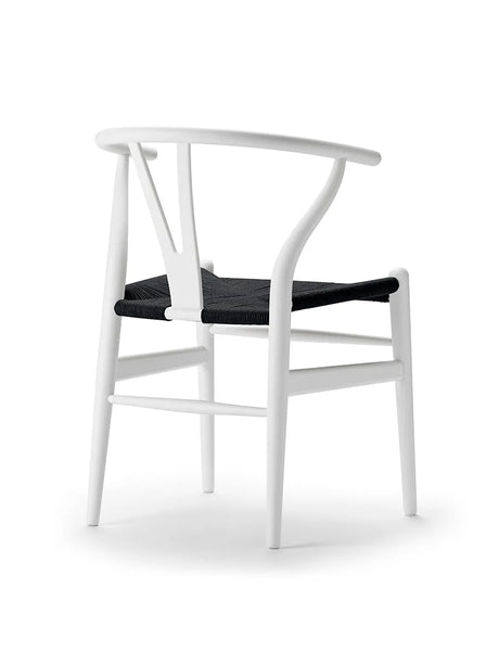 Y-stol CH24 Soft Natural White med svart flätning av Hans J. Wegner - 2 - Jacobsen Plus