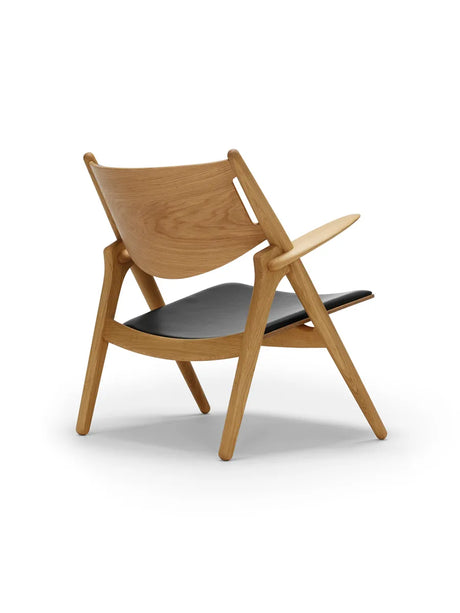 CH28 av Hans J. Wegner - Ek-lædergruppe A / Lak - Jacobsen Plus