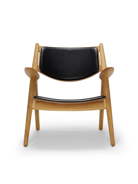 CH28 av Hans J. Wegner - Ek-lædergruppe A / Lak - Jacobsen Plus