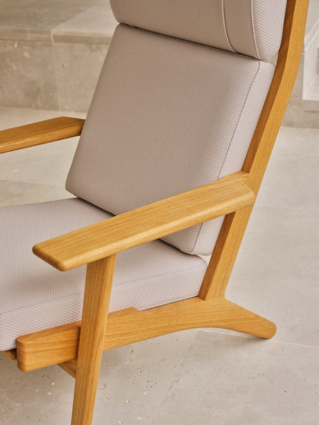 CH291 loungestol av Hans J. Wegner - Oljad eg - Serpentine 0118 - Jacobsen Plus