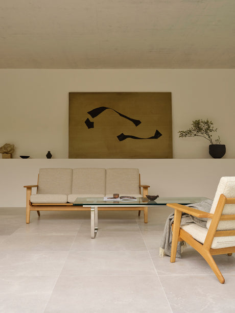 CH293 3-sitssoffa av Hans J. Wegner - Oljad eg - Antoni 813 - Jacobsen Plus