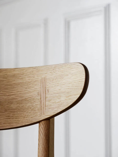 CH30P Matstol av Hans J. Wegner - Ek-stofgruppe 1 / Såpbehandlad - Jacobsen Plus