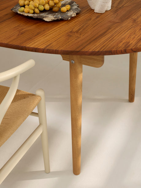 CH338 Matbord, Teak Mix Special Edition inkl. 1 tilläggsskiva från Carl Hansen & Søn - 4 - Jacobsen Plus