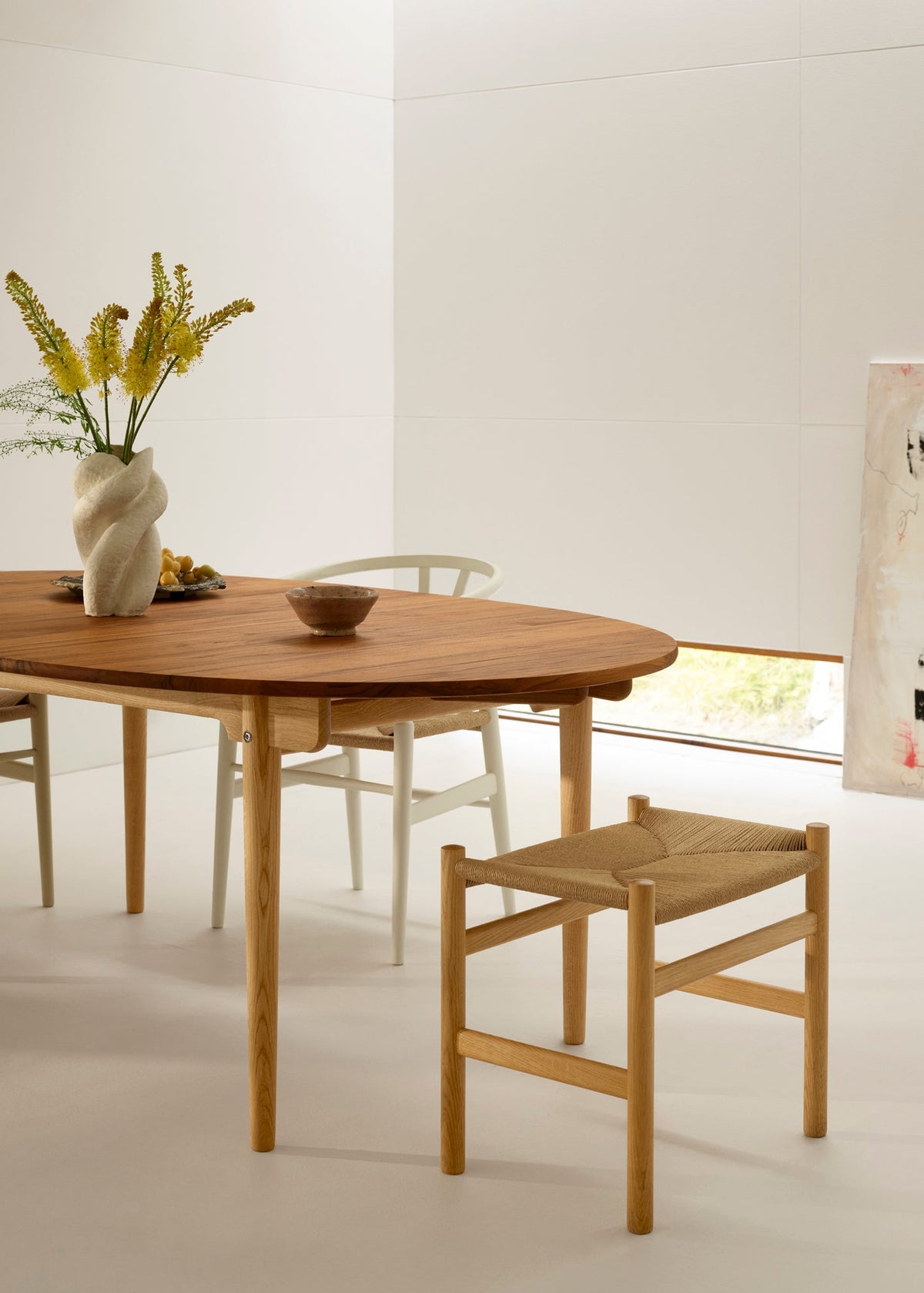 Hans J. Wegner matbordsset, 1 x Special Edition CH338 matbord i Teak/Ek-mix, 6 x Y-stolar CH24 i oljad ek från Carl Hansen & Søn