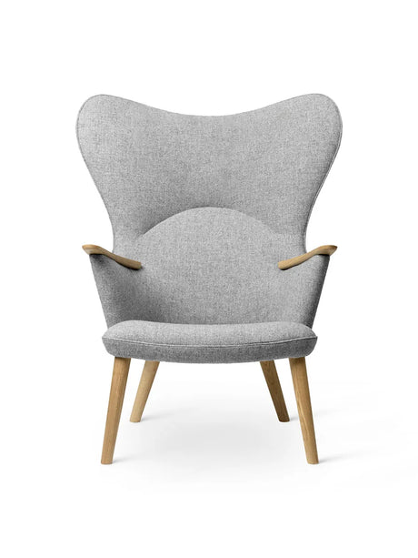 CH78 Mama Bear av Hans J. Wegner - Ek-stofgruppe 1 / Såpa - Jacobsen Plus