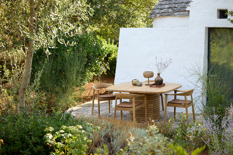 Mellow Trädgårdsbord, kvadratiskt från Cane-line - Travertine look - Jacobsen Plus