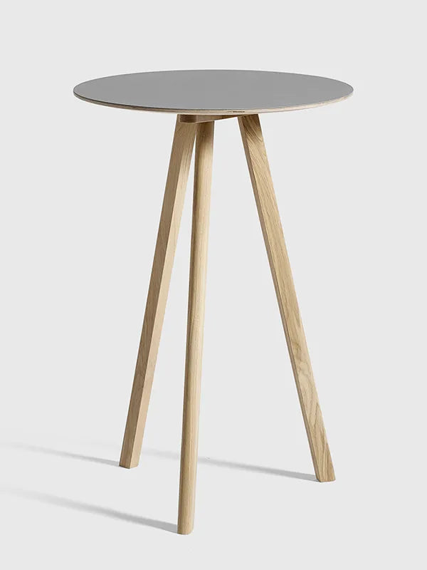 Copenhague CPH20 Bord, Ø70 cm från Hay